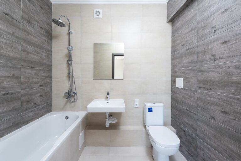 How to Create a Minimalist Bathroom Setup